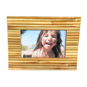 Kleiner Bilderrahmen aus nat&uuml;rlichen Bambusstangen