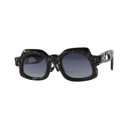 Luxuri&ouml;se, handgefertigte Sonnenbrille aus B&uuml;ffelhorn mit Unebenheiten und Vertiefungen